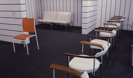 第108回デザインギャラリー1953「〈日本の家具シリーズ〉いづみ製作所」