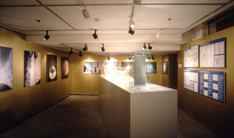 第565回デザインギャラリー1953「矢萩喜従郎「溶解する領域」展 --グラフィック､建築､ランドスケープへの眼差し--」
